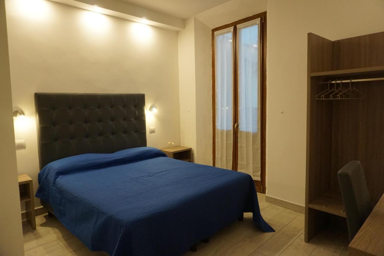 Holiday Rooms Флоренция Екстериор снимка
