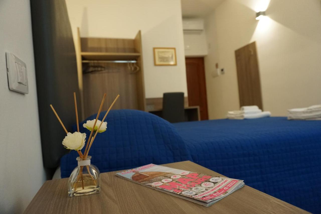 Holiday Rooms Флоренция Екстериор снимка
